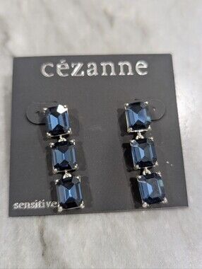 NWT Cezanne Navy Blue Crystal Drop Earrings